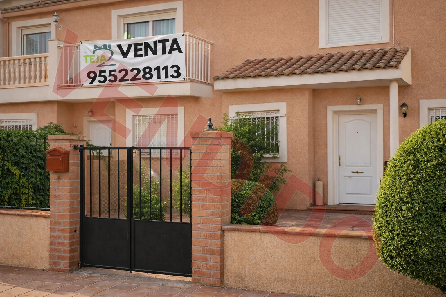Casa adosada vendida en Bormujos · Ref. 041